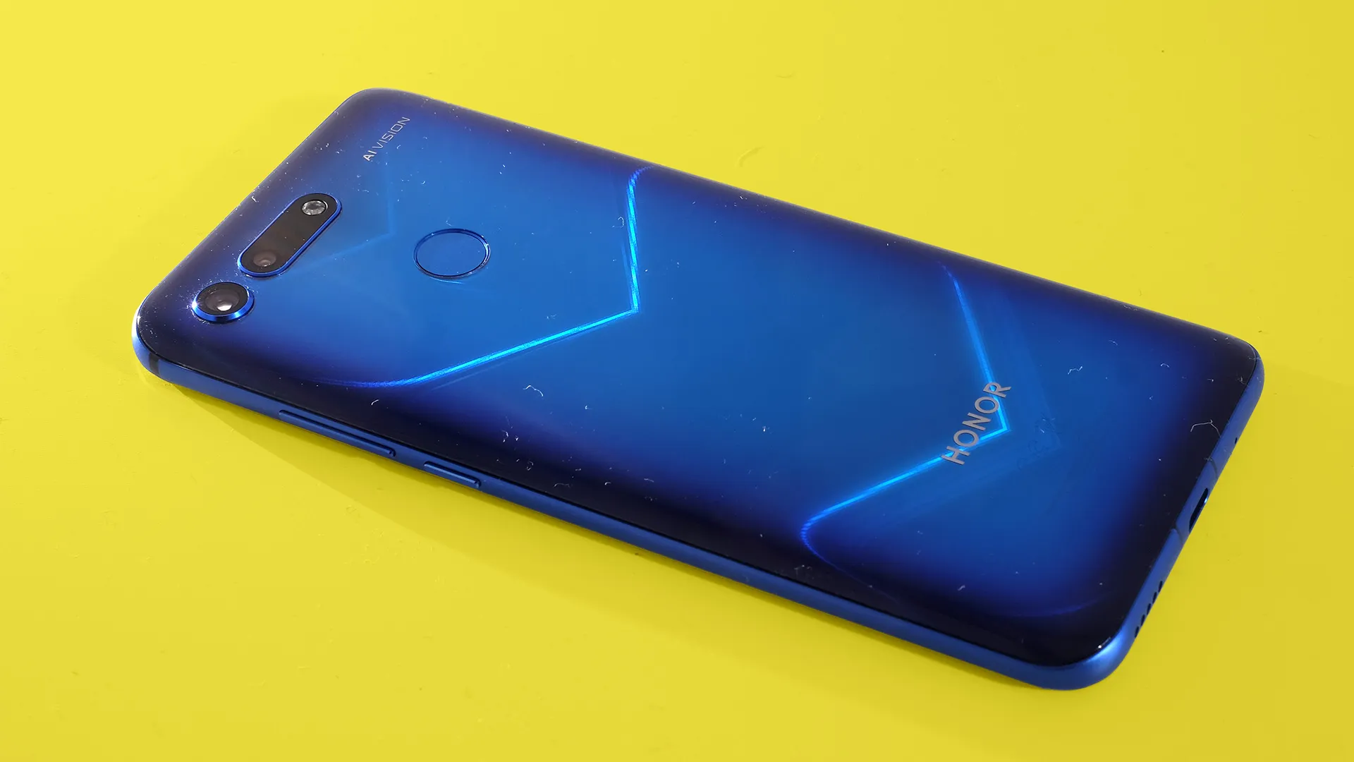 smartphone honor, honor huawei, one plus 7, honor v40 prezzo, honor 20e, smartphone fascia medio alta, oppo reno 10x, honor google, meglio honor o huawei, honor servizi google, vivo x 51, honor global, honor club, honor pieghevole, honor serie magic, honor serie magic pieghevole, honor serie magic x, honor servizi google, honor smartphone 2021, honor smartphone top di gamma, smartphone honor